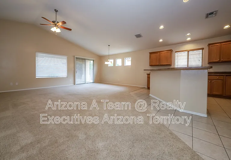 10489 E Bonpland Willow Dr — Photo 3