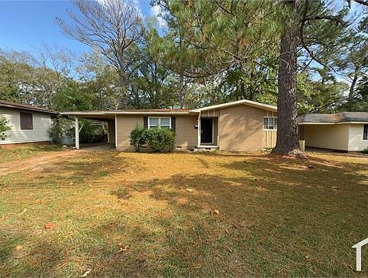 1st image of 3060 Oak Forest Dr