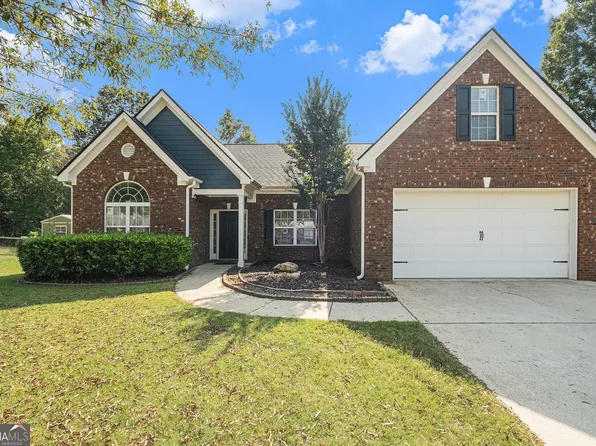 385 Feldspar Dr, Jefferson, GA 30549