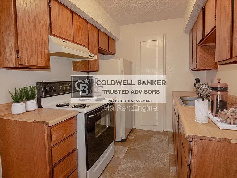 101 Teakwood Dr #103-U — Photo 8