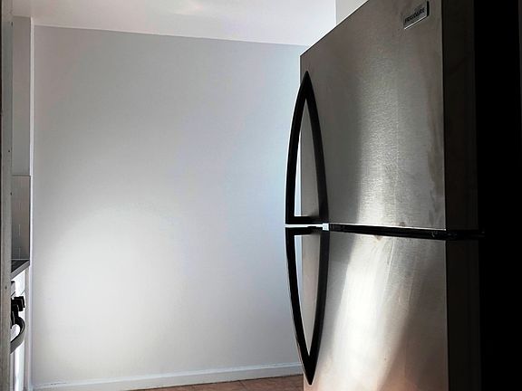4th image of 42-45 Corporal Kennedy St APT 3D