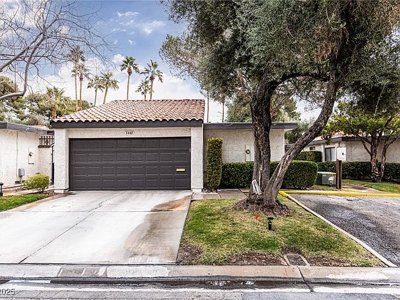 3rd image of 3440 Pino Cir