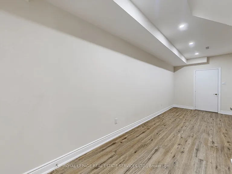 3359 Post Rd #BASEMENT — Photo 16