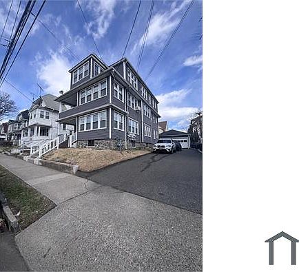1st image of 628 Bishop Ave #3