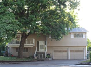 1919 SW Laura Ct, Troutdale, OR 97060
