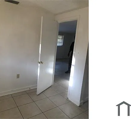 2 bed, 700 sqft, $1,700 — Photo 1