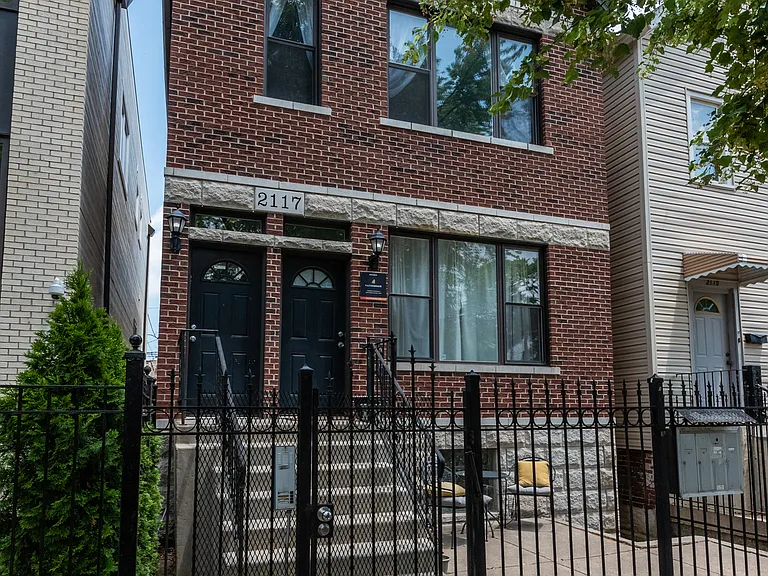 2117 N Point St #2R — Photo 1