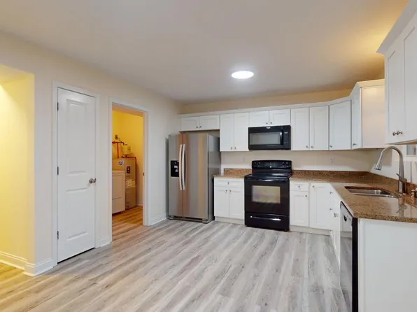 Rose Garden Apartments, 125 Bluebell Cir #10d085f2e, Radcliff, KY 40160