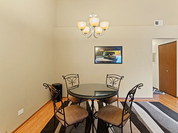 5th image of 1451 N Fairlane Dr #4
