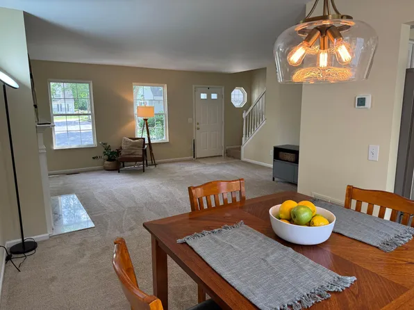 6282 McNaughten Place Ln #39, Columbus, OH 43213