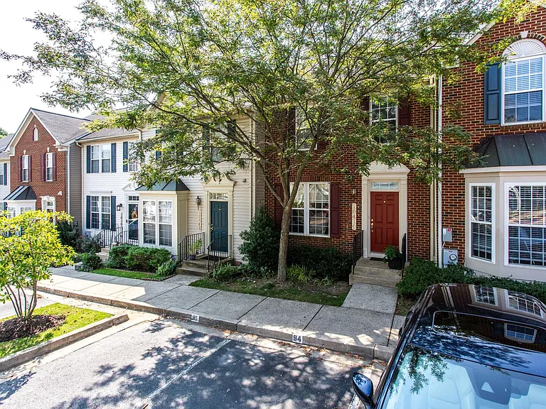 10410 Damascus Park Ln — Photo 9
