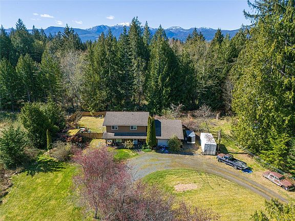 5th image of 4080 Island Hwy W