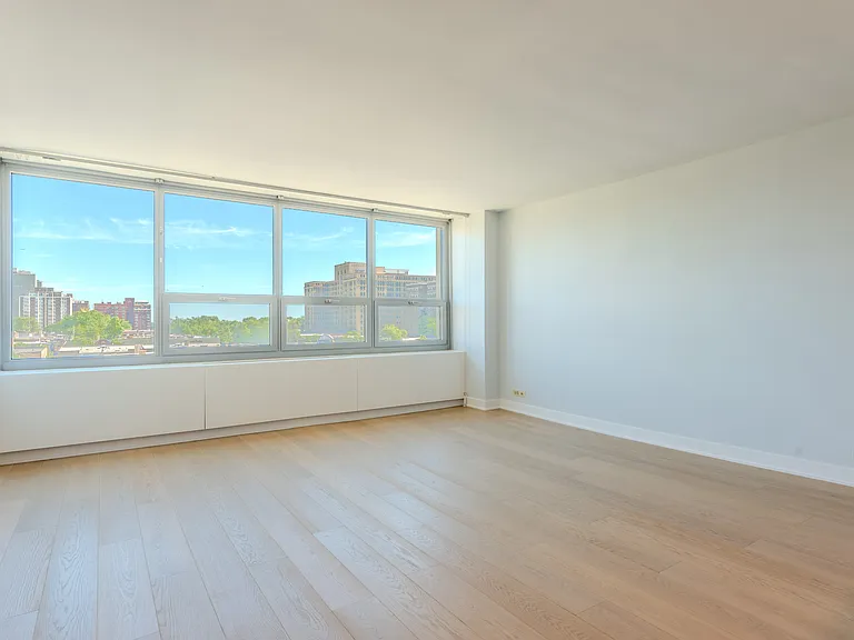 1700 E 56th St #703 — Photo 3