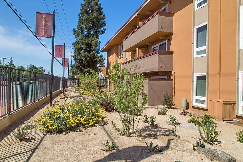 Regalia Crest Apartments — Photo 4