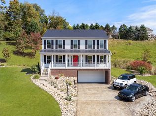 216 Lori Rd, Gibsonia, PA 15044