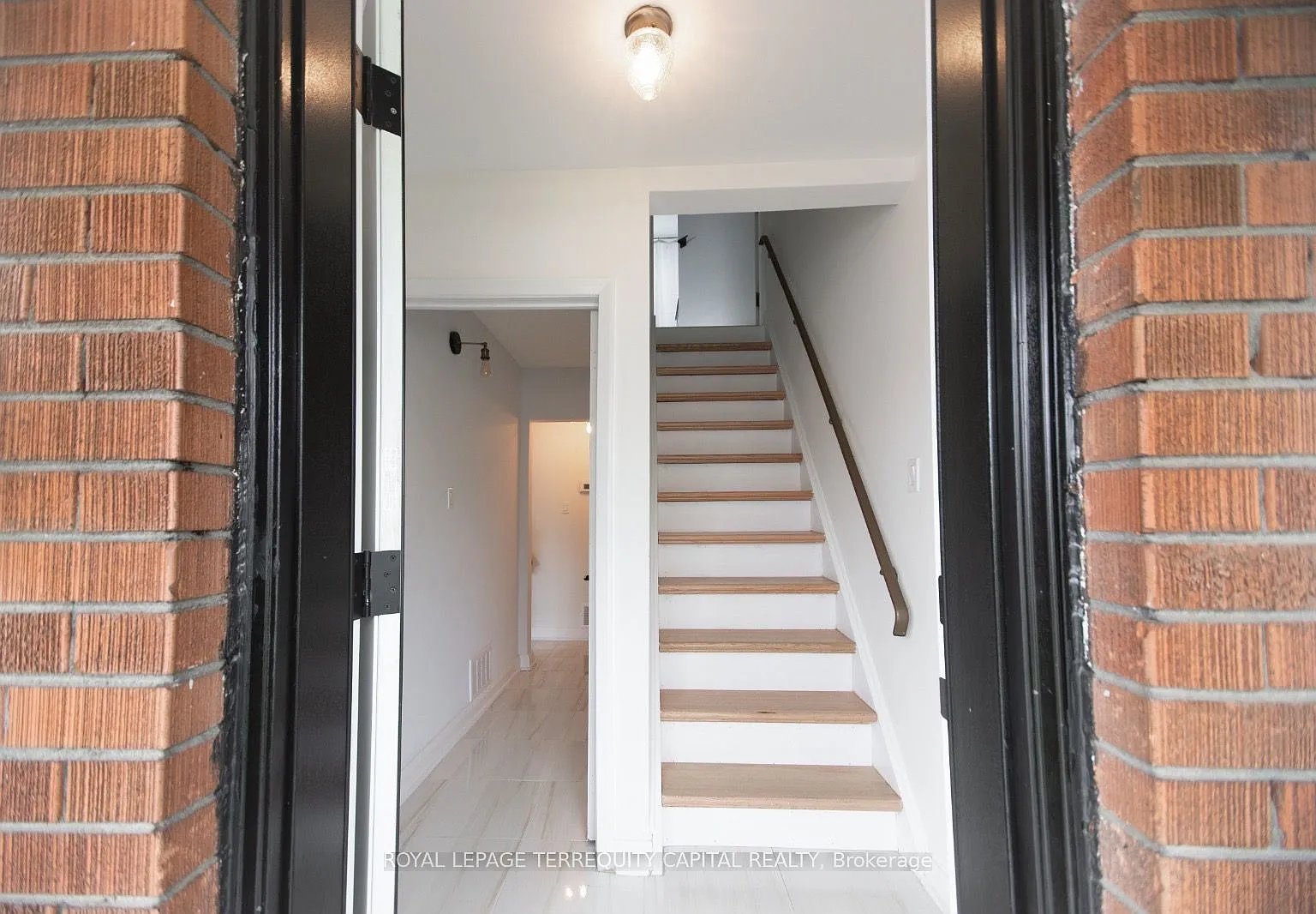 3 bed, $2,199 — Photo 3