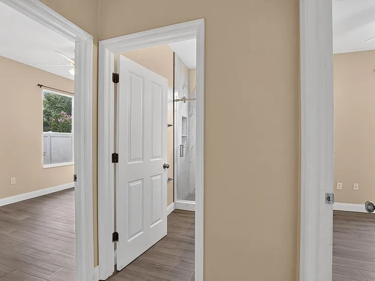 5605 Hawklake Rd — Photo 22