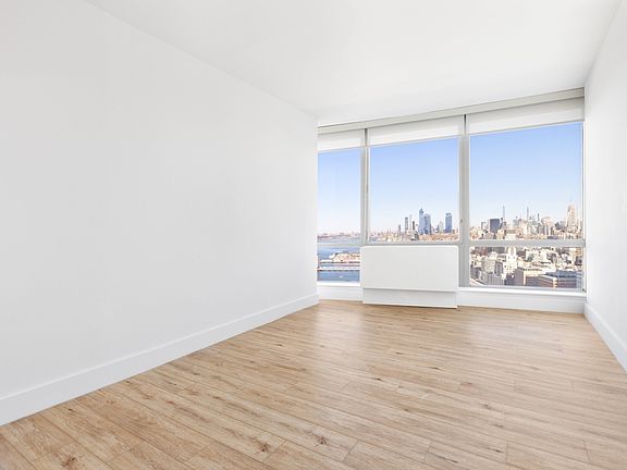 5th image of 41 River Ter APT 2308