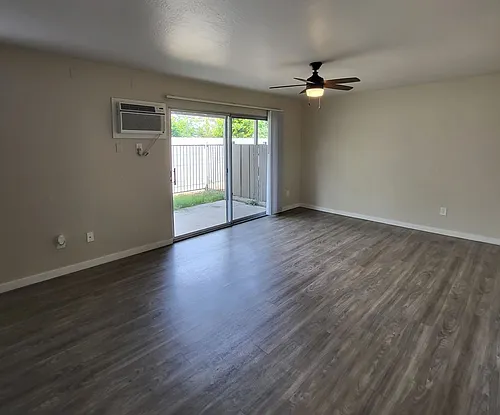Riverbend Apartments Photo 1
