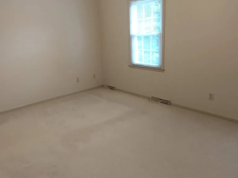 1292 Gray Hawk Rd — Photo 15