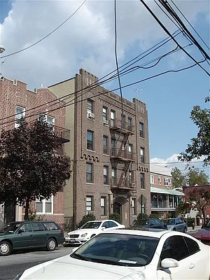 Rented by Aidonis Realty | media 3