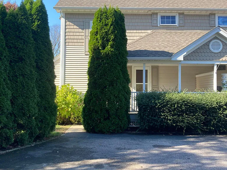 914 Kingstown Rd — Photo 8