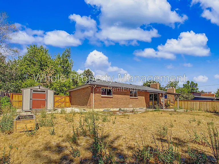 3404 S Clinton Ct — Photo 18
