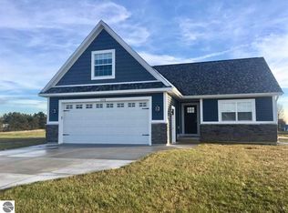 4236 Thorn Crest, Traverse City, MI 49685