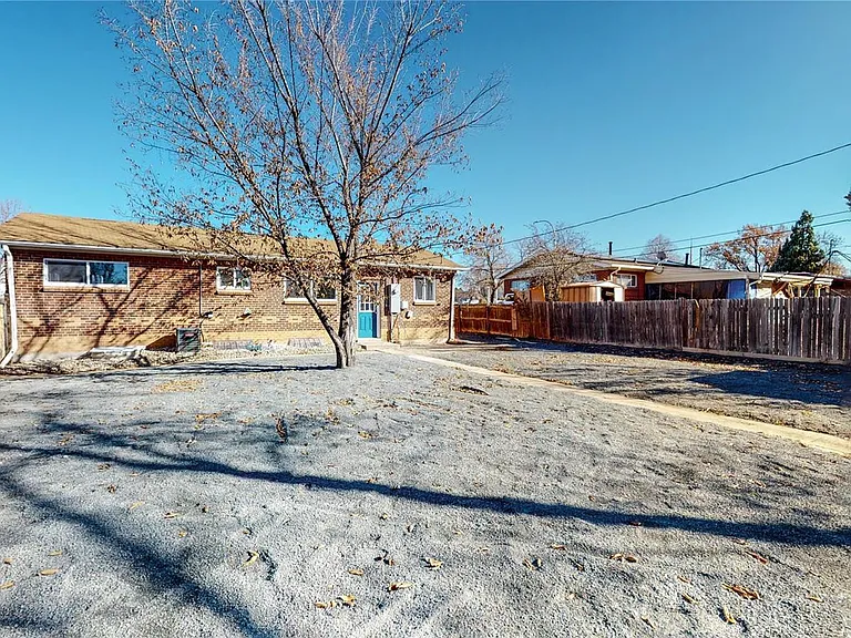 6119 S Broadway #A — Photo 4