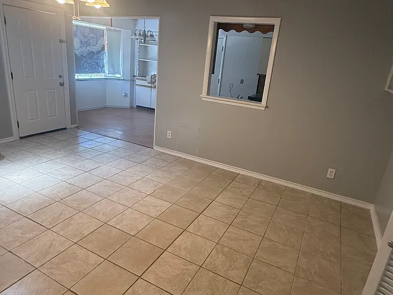 3322 Jubilee Trl — Photo 4