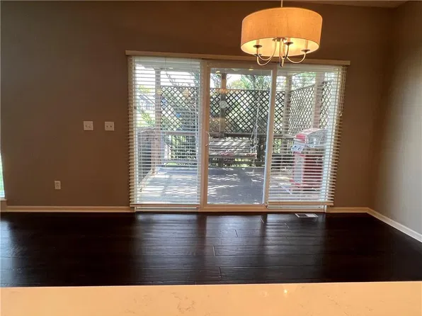 11901 N Tracy Ave, Kansas City, MO 64155