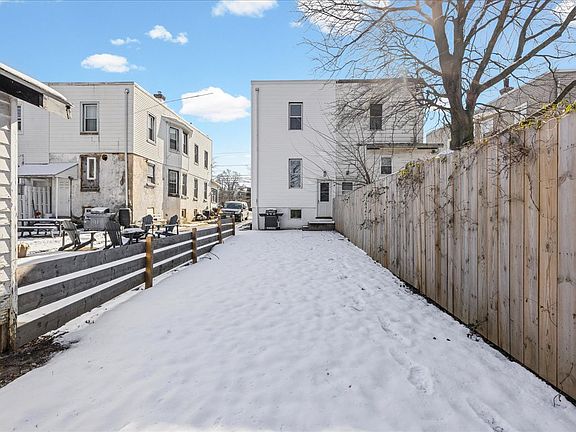 4th image of 515 Harrison Ave