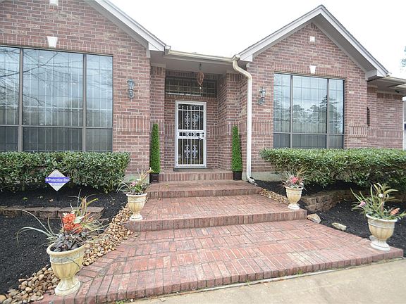 5th image of 40202 Garwood Ct