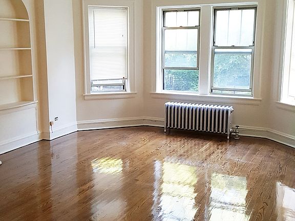 2nd image of 1666 W Farwell Ave APT 1