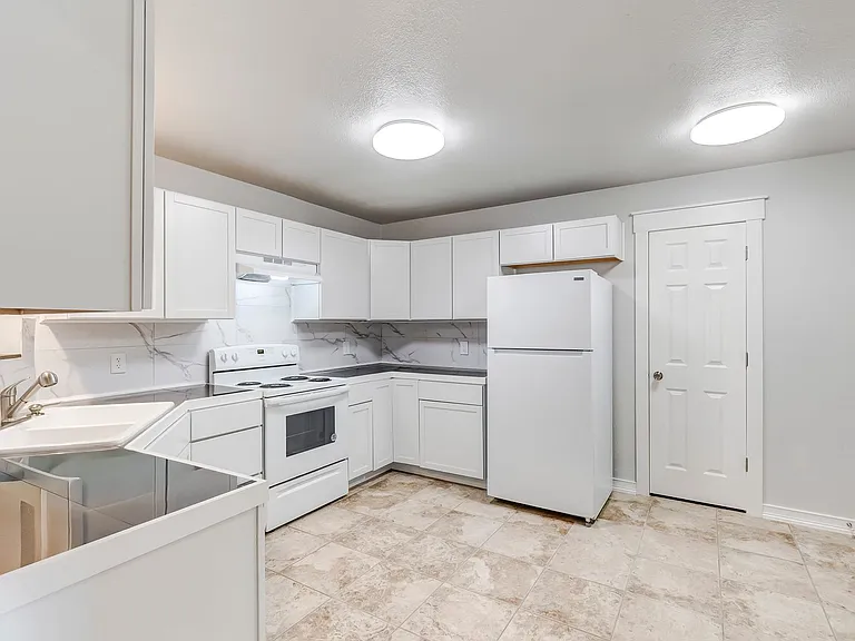 2307 Traverse Dr — Photo 12
