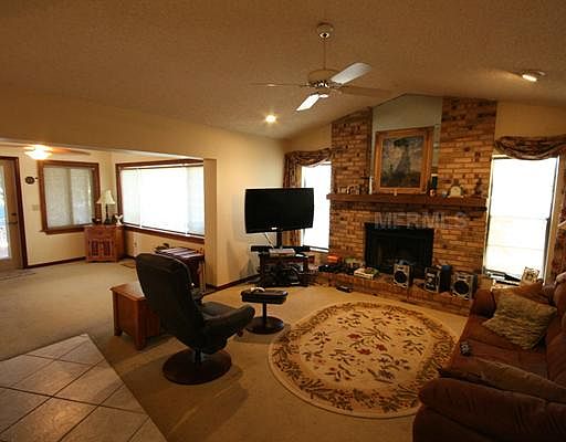 5th image of 2502 Paddock Dr
