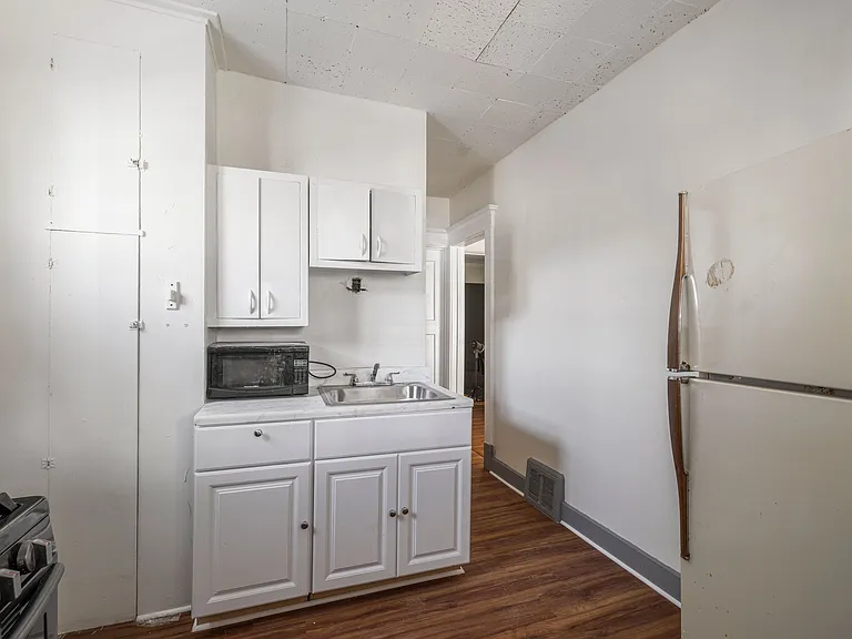 109 Spaulding St #3 — Photo 4