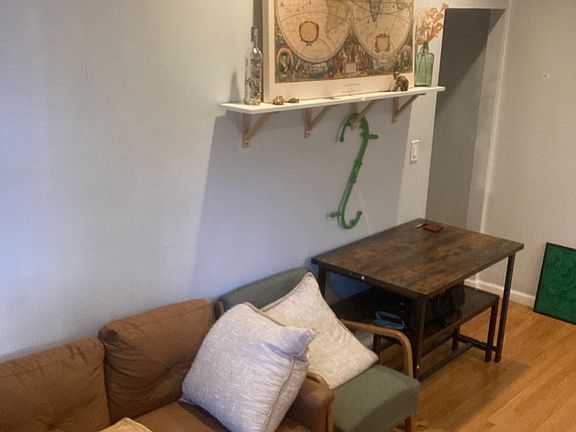 2nd image of 3112 42nd St APT 1