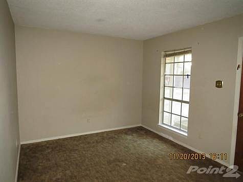 5th image of 8656 Woodbine Dr