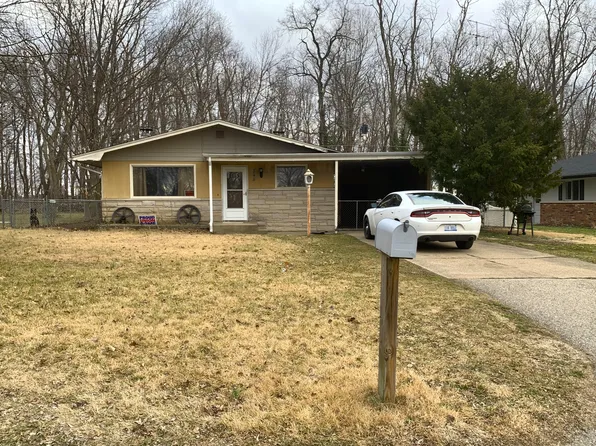 348 E Washington St, Berrien Springs, MI 49103