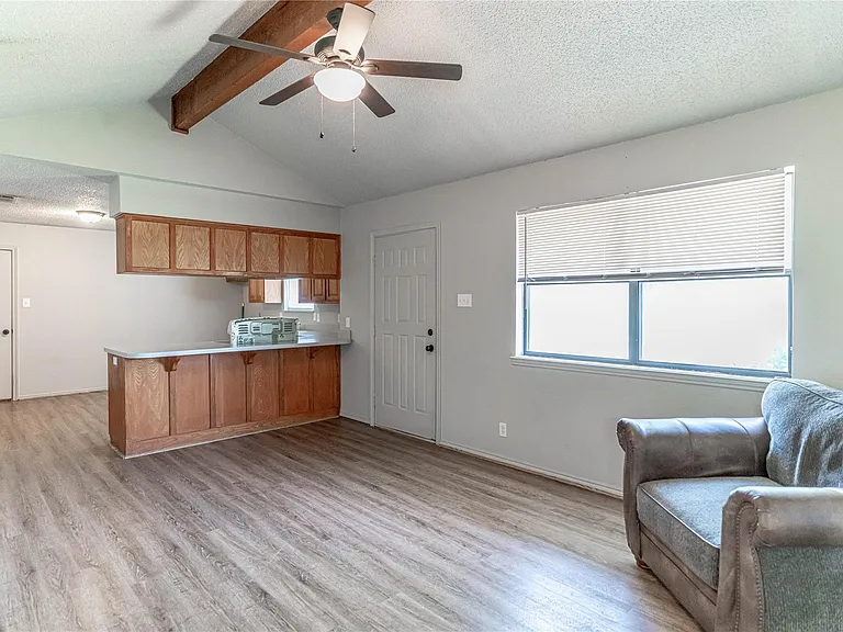 4031 Country Meadows Cir — Photo 7
