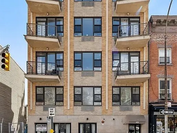 452 Lafayette Ave APT 2R, Brooklyn, NY 11205
