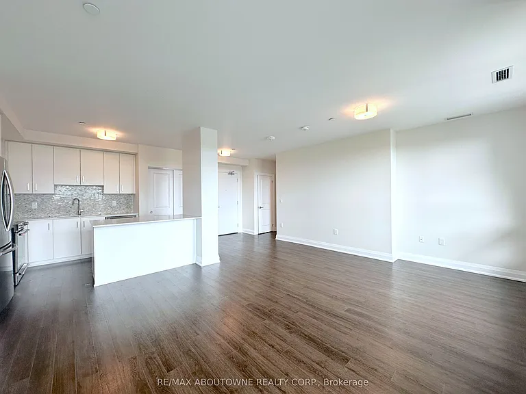 2333 Taunton Rd #734 — Photo 8