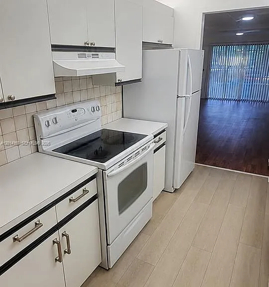 1300 SW 130th Ave #201F — Photo 10