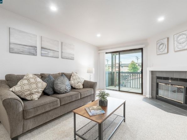 1315 A St APT 206