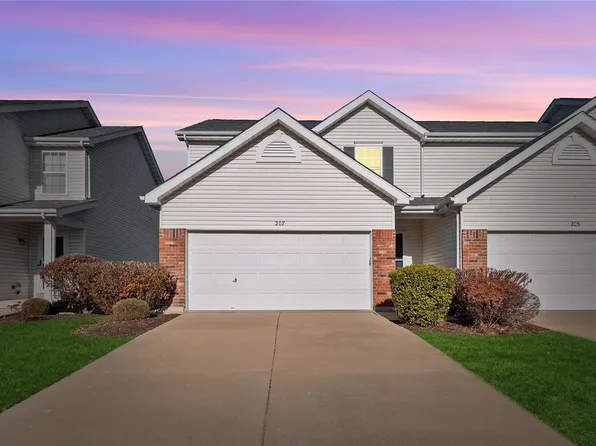 207 Sword Lily Dr, O'Fallon, MO 63366