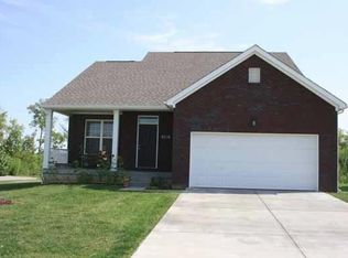 286 Saint Regis Dr, Shelbyville, KY 40065