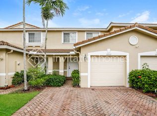 5902 Royal Way, Fort Lauderdale, FL 33321