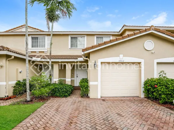5902 Royal Way, Fort Lauderdale, FL 33321