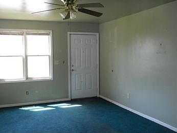 3rd image of 752 Shawnee Ave